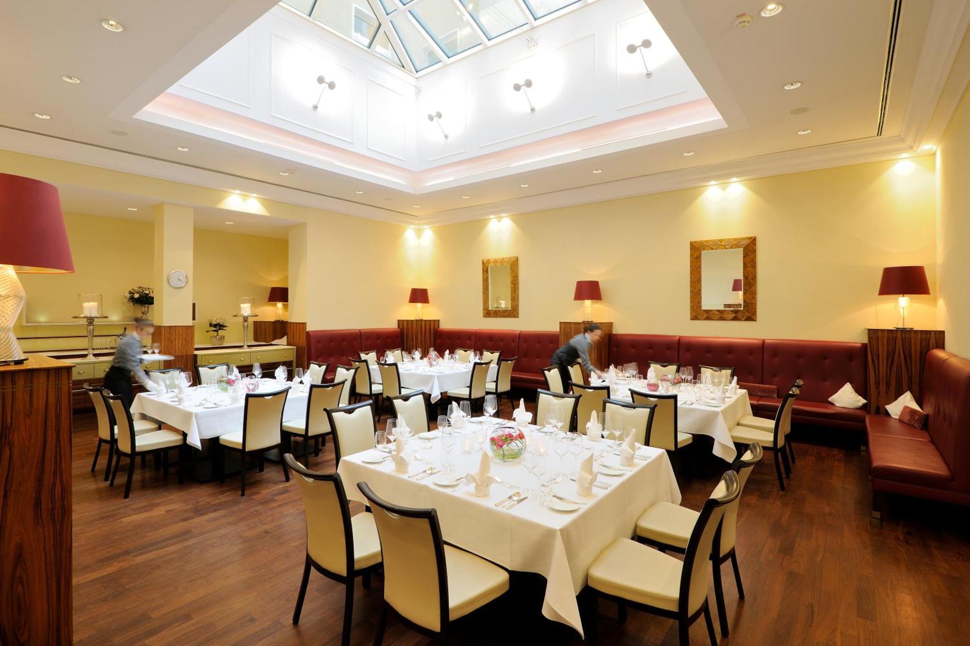 Kastens Hotel Luisenhof Hanovre Extérieur photo The restaurant